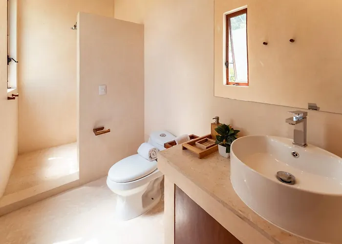 Ahal Luxe 3br Penthouse Haven With Private Rooftop Pool & Plunge Pool Holiday home *