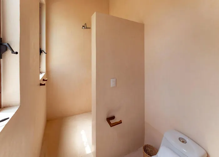 Ahal Luxe 3br Penthouse Haven With Private Rooftop Pool & Plunge Pool *