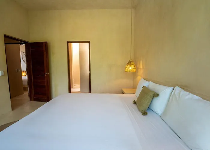 Ahal Luxe 3br Penthouse Haven With Private Rooftop Pool & Plunge Pool