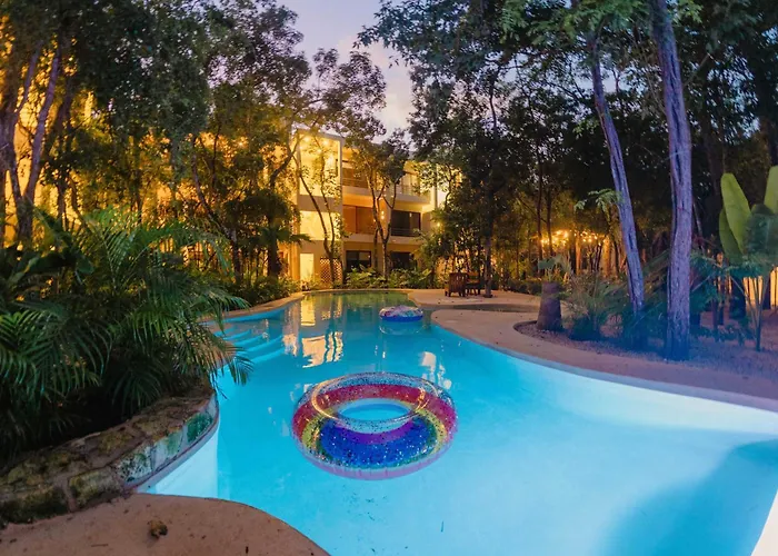 Ahal Luxe 3br Penthouse Haven With Private Rooftop Pool & Plunge Pool Holiday home *